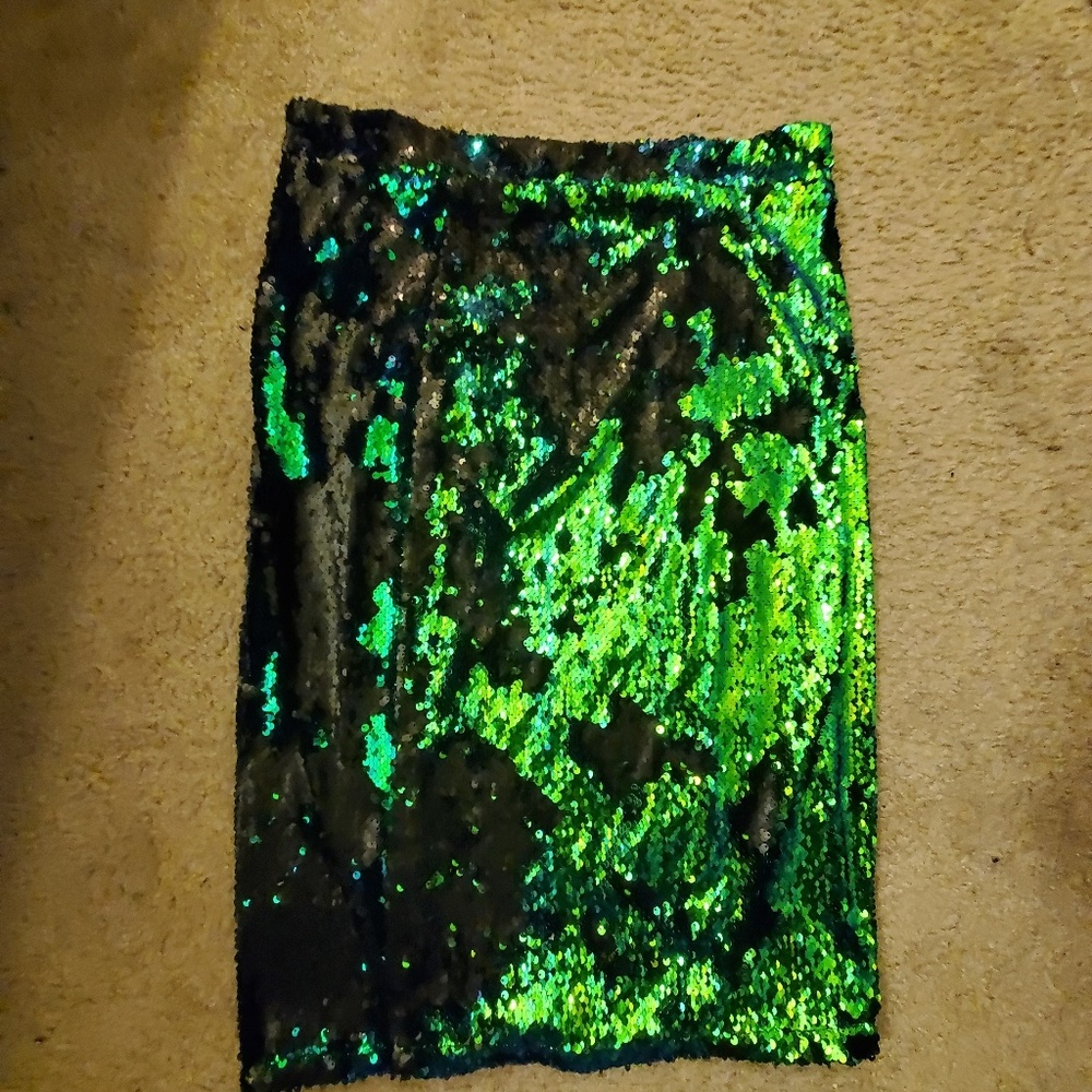 Sequins skirt